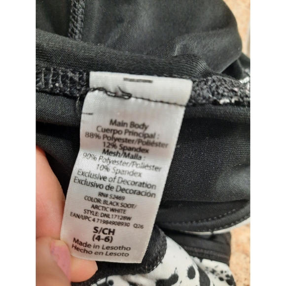 Yoga Capri Legging - Picture 4 of 4